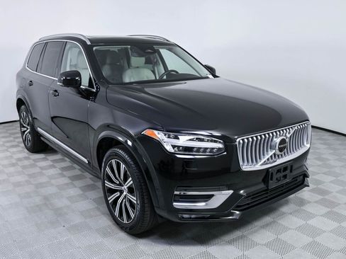 Used 2023 Volvo XC90 B6 Plus AWD/4WD image 25