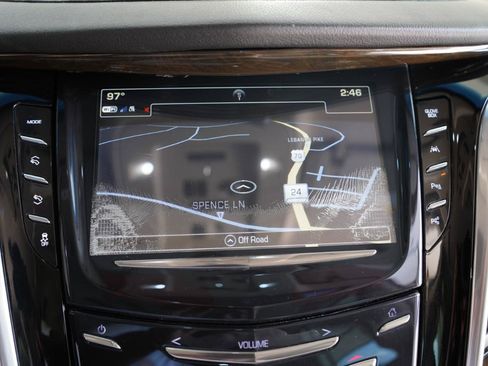 Used 2019 Cadillac Escalade ESV Premium Luxury w/ LPO, Radiant Package AWD/4WD image 18