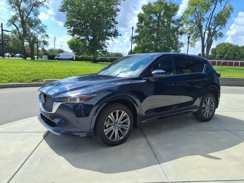 Certified 2025 MAZDA CX-5 Signature AWD/4WD image 3