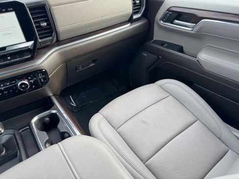 Used 2024 GMC Sierra 1500 SLT w/ SLT Premium Plus Package image 15