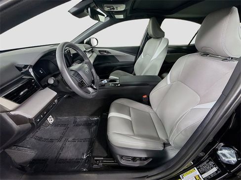 Certified 2025 Toyota Camry SE image 20