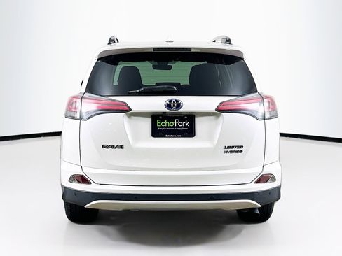 Used 2016 Toyota RAV4 Limited AWD/4WD image 7