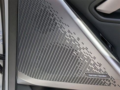 New 2026 BMW 530i image 17