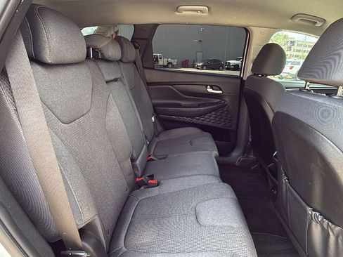 Used 2020 Hyundai Santa Fe SE image 28