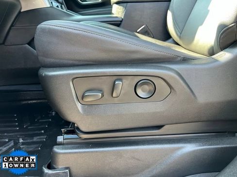 Used 2023 Chevrolet Tahoe Z71 w/ Luxury Package AWD/4WD image 21