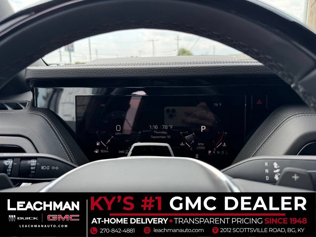 New 2026 GMC Yukon Denali w/ Denali Reserve Package AWD/4WD image 24