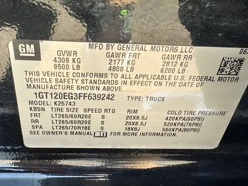 Used 2015 GMC Sierra 2500 Denali w/ Suspension Package, Off-Road AWD/4WD image 41
