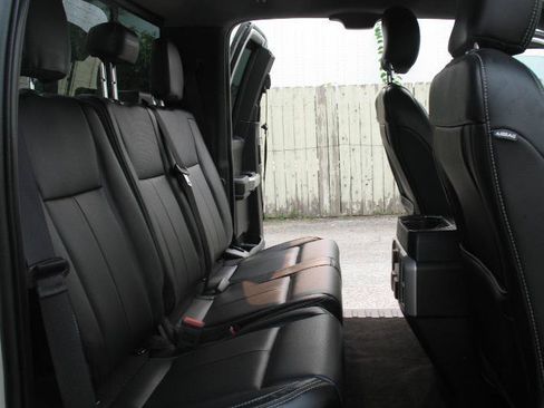 Used 2018 Ford F150 Lariat AWD/4WD image 39