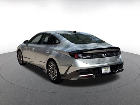 Used 2025 Hyundai Sonata SEL FWD image 12