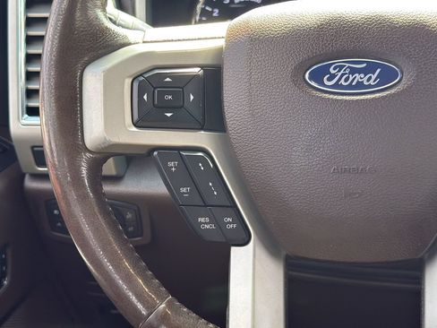 Used 2017 Ford F250 King Ranch w/ King Ranch Ultimate Package AWD/4WD image 16