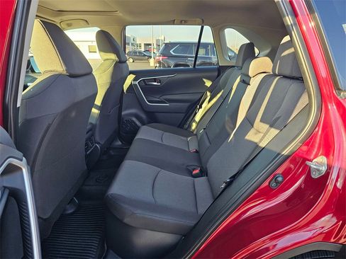Used 2024 Toyota RAV4 XLE w/ Convenience Package image 17