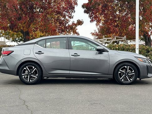 Certified 2024 Nissan Sentra SV image 3