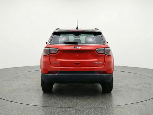 Used 2025 Jeep Compass Limited AWD/4WD image 7