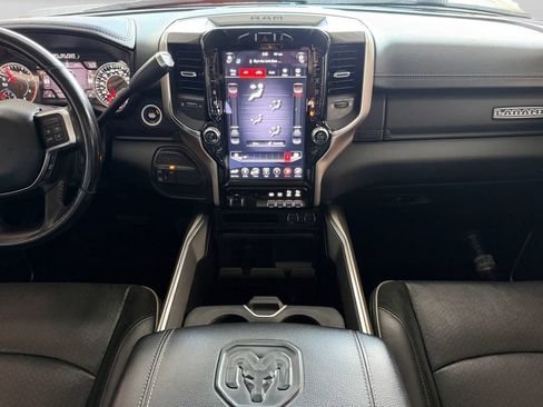 Used 2020 RAM 2500 Laramie AWD/4WD image 11