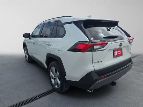 Used 2021 Toyota RAV4 Limited AWD/4WD image 5