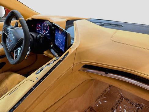 Used 2022 Chevrolet Corvette Stingray Premium Cpe w/ Z51 Performance Package RWD image 27