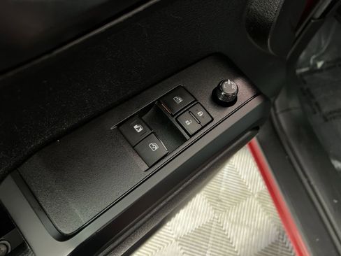 Used 2021 Toyota Tacoma SR w/ SX Package image 15