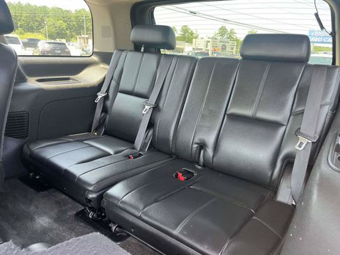 Used 2010 Chevrolet Tahoe LT RWD image 12