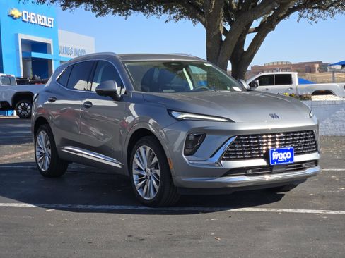 New 2026 Buick Envision Avenir image 2