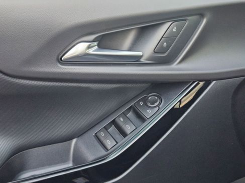 New 2026 Chevrolet Equinox LT image 11