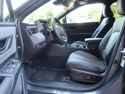 Used 2026 Subaru Outback Premium AWD/4WD image 10