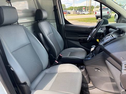 Used 2016 Ford Transit Connect XL FWD image 8