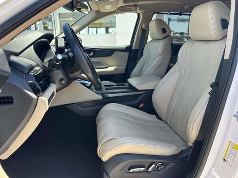 Certified 2025 Acura MDX SH-AWD w/ Advance Package image 17