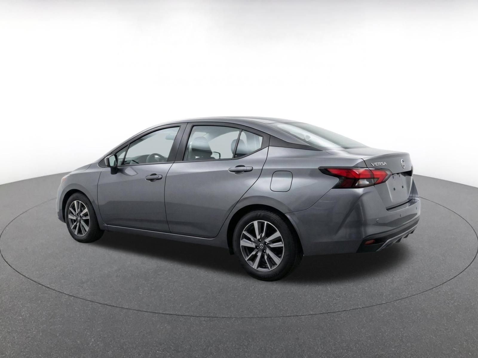 Used 2025 Nissan Versa SV FWD image 6