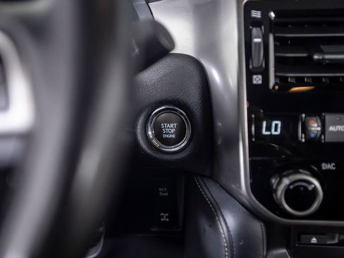 Used 2023 Lexus GX 460 Premium w/ Premium Package image 41