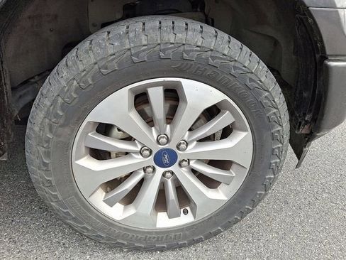 Used 2018 Ford F150 XL w/ Equipment Group 101A Mid image 8