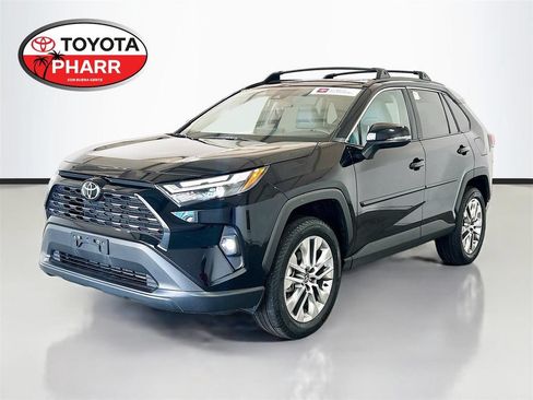 Used 2025 Toyota RAV4 XLE Premium FWD image 1