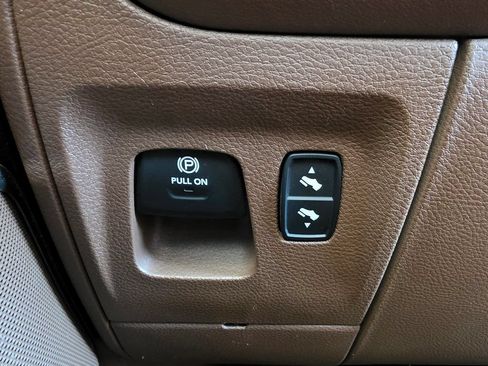 Used 2020 RAM 1500 Limited AWD/4WD image 27