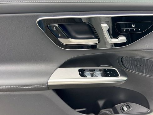 New 2026 Mercedes-Benz GLC 300 4MATIC image 14