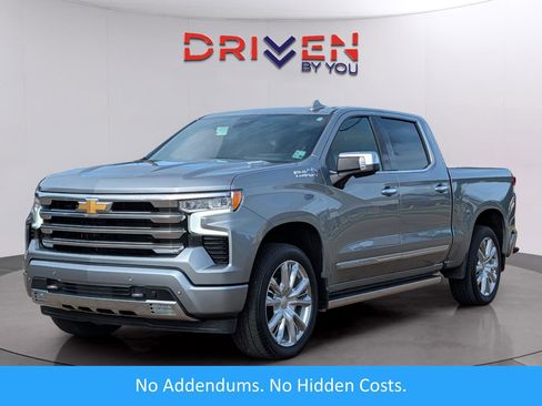 Used 2025 Chevrolet Silverado 1500 High Country AWD/4WD image 1