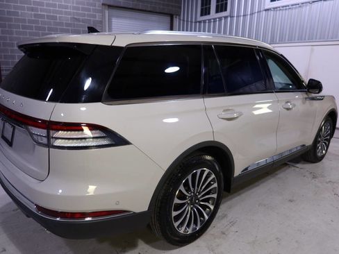 Used 2021 Lincoln Aviator Reserve w/ Equipment Group 201A image 5