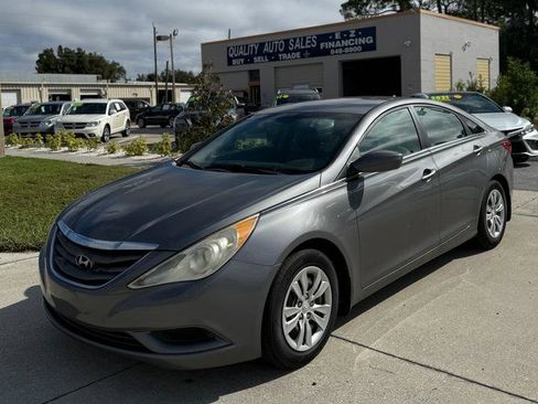 Used 2011 Hyundai Sonata GLS image 1