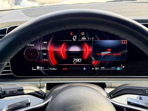 Used 2024 Mercedes-Benz GLS 450 4MATIC image 31