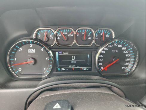 Used 2016 Chevrolet Suburban LTZ RWD image 26