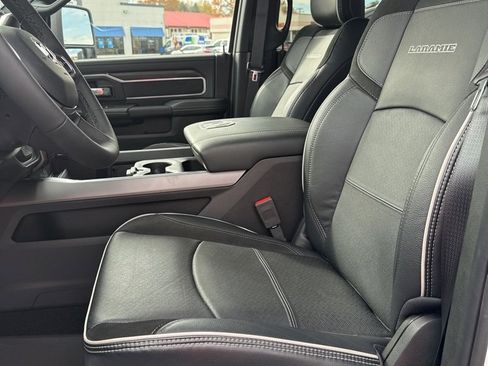 Used 2025 RAM 2500 Laramie image 14