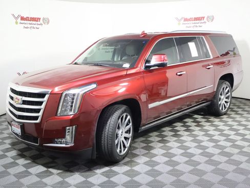 Used 2017 Cadillac Escalade ESV Premium Luxury AWD/4WD image 17