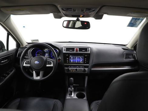 Used 2016 Subaru Outback 3.6R Limited image 13