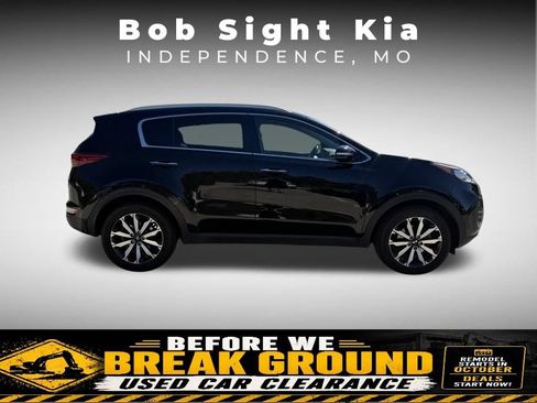 Used 2018 Kia Sportage EX AWD/4WD image 11