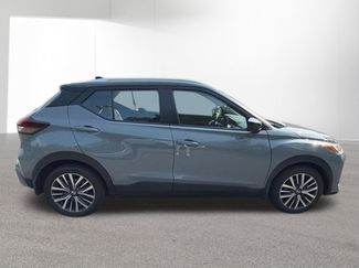 Used 2021 Nissan Kicks SV FWD video 2