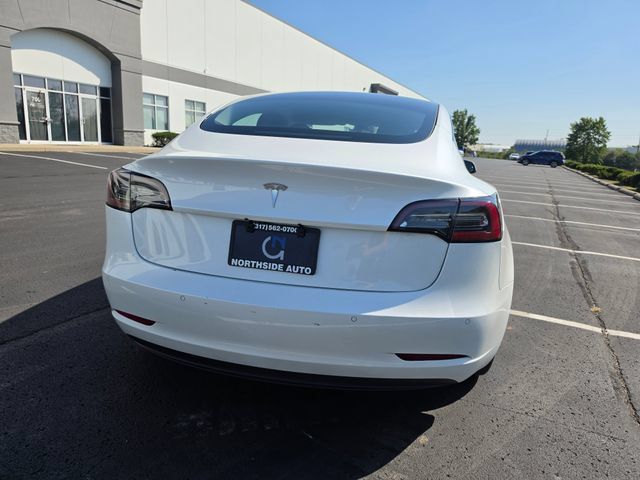 Used 2022 Tesla Model 3 Standard Range RWD image 9