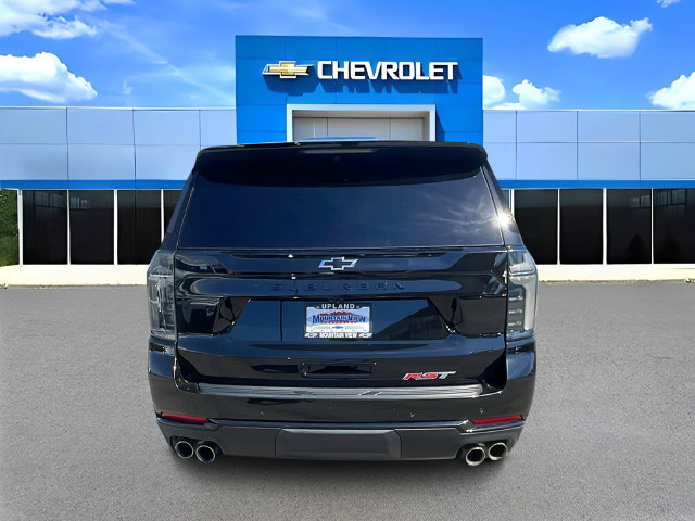 Used 2025 Chevrolet Suburban RST w/ Comfort Package AWD/4WD image 4