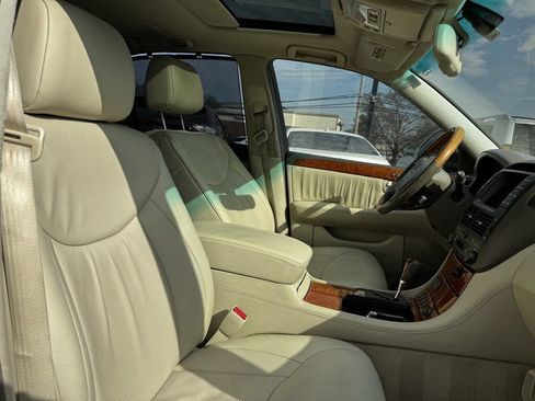 Used 2005 Lexus LS 430 w/ Ultra Luxury Pkg RWD image 22