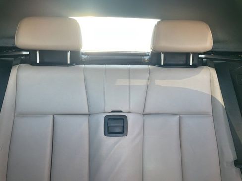 Used 2012 BMW 135i Convertible image 14