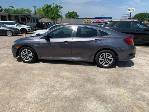 Used 2017 Honda Civic LX image 9