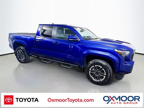 Certified 2024 Toyota Tacoma TRD Sport AWD/4WD image 1