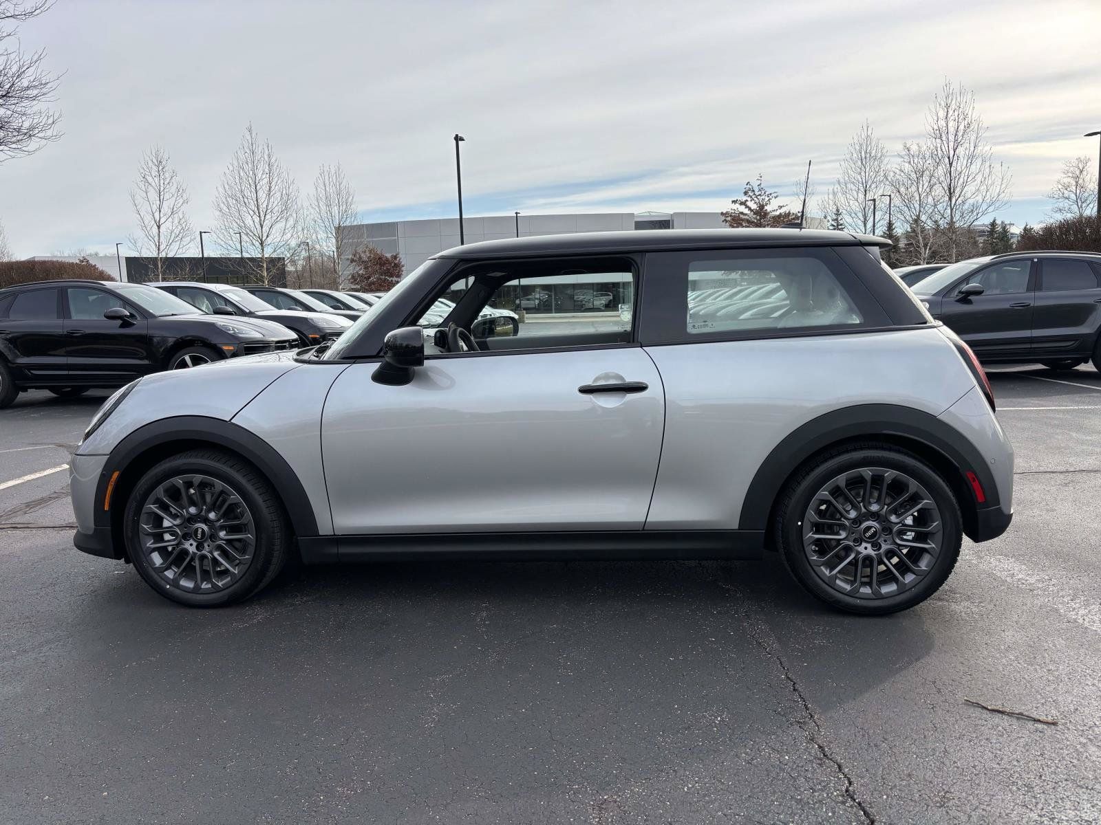 New 2026 MINI Cooper 2-Door Hardtop FWD image 4